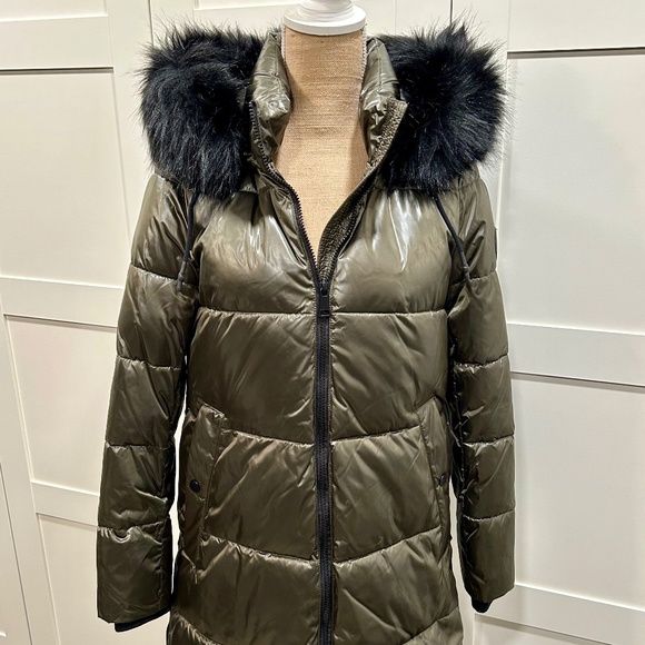 DKNY Women’s Puffer Coat, XS Olive Green - Picture 1 of 8